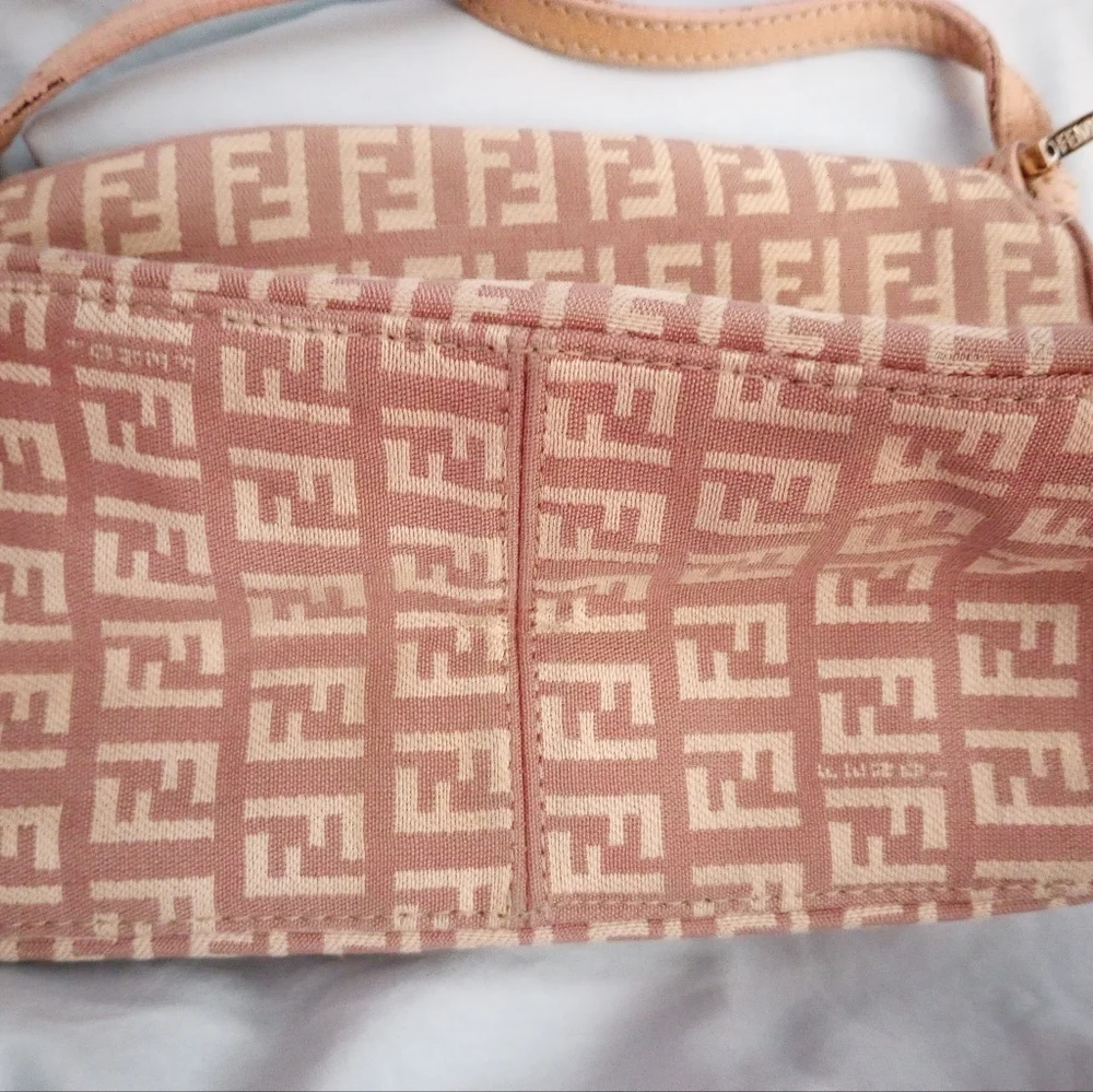 Fendi Beige and Cream FF Logo Shoulder Bag with Gold Hardware - Picture 6 of 15